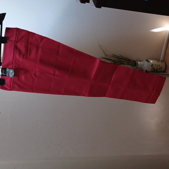 New York and Company - Picture 8 of 11